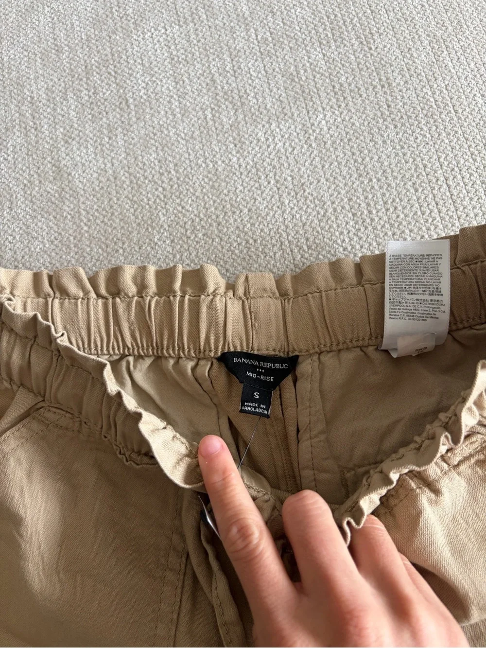 Banana Republic Beige Khaki linen Shorts